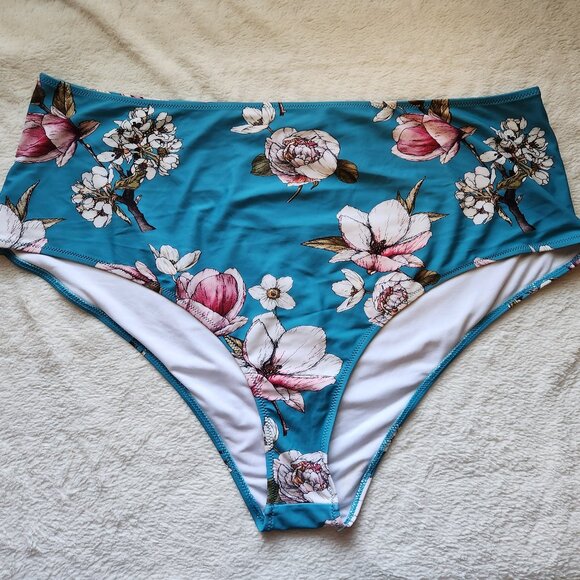 Cupshe bikini set 4X - Picture 4 of 5